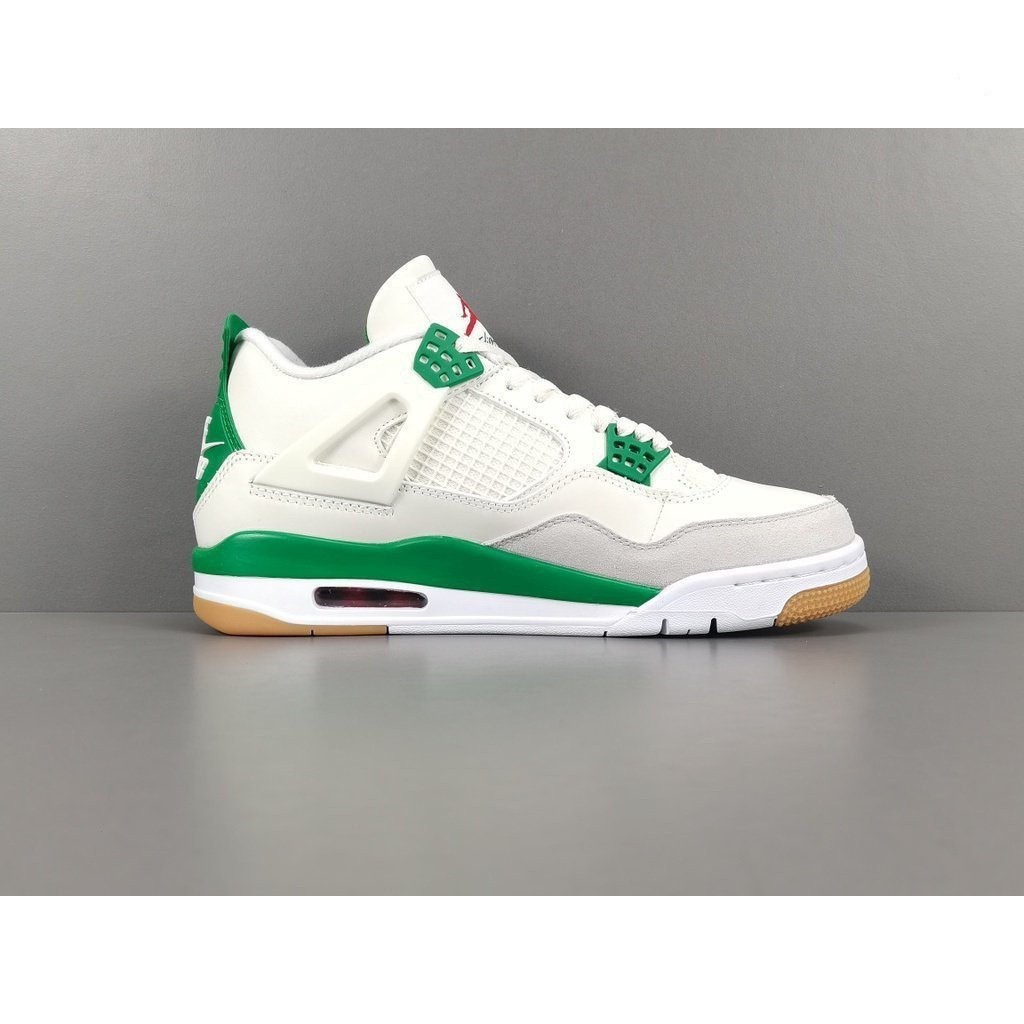 頂級 NK Sb x Jordan Air Jordan 4