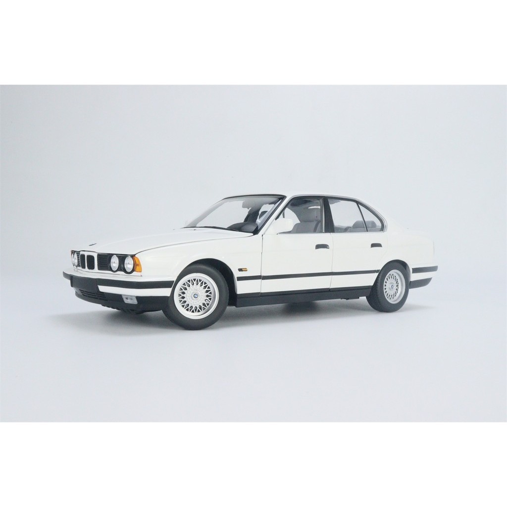 模型車型:寶馬BMW 5系E34孤品模型，僅剩最後一個，手慢無，有問題聯繫客服