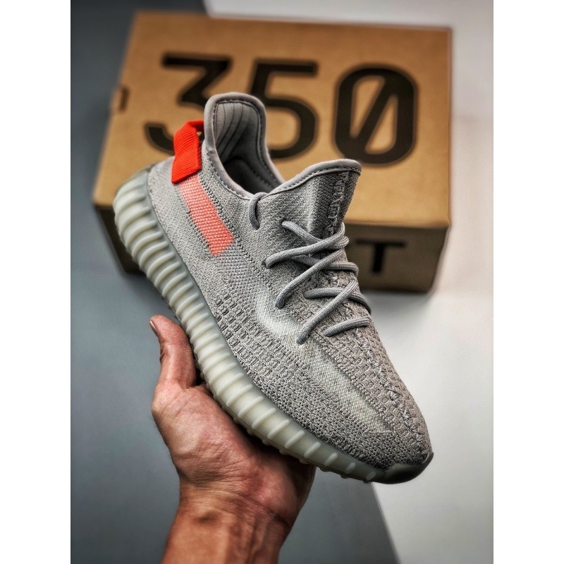 Shoesad_yeezy push 350 V2 淺灰色“尾燈”NBASKETBALL 男女