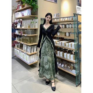 【桃喜Rich現貨】大碼女裝洋裝 古風扎染設計感顯瘦氣質網紗假兩件連衣裙 復古V領洋裝 黑色長袖上衣綠色拼接連衣裙