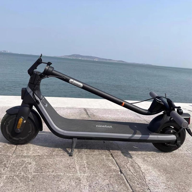 【臺灣專供】Ninebot九號電動滑板車可折迭便攜E2/Plus二輪成人代步車踏板站騎