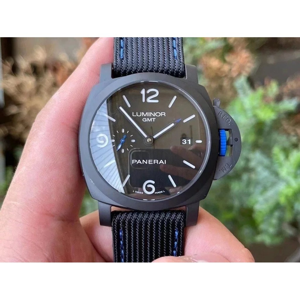 VS新品沛納機械男表1176 陶瓷殼套手錶 全陶瓷錶殼，防劃痕，不褪色，不會舊； 讓人驚豔的藍色橡膠錶冠，獨特的視覺衝擊