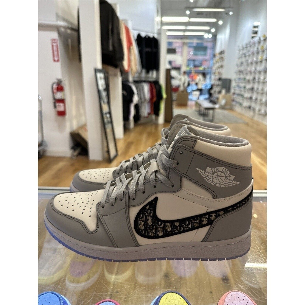 迪奧 Dior air jordan1 Dior復古高幫灰/黑風男女籃球鞋qu67