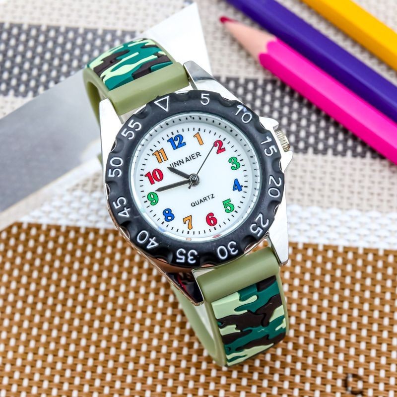 清晰數字兒童迷彩手錶時尚男童防水電子錶戶外運動韓版酷炫石英錶