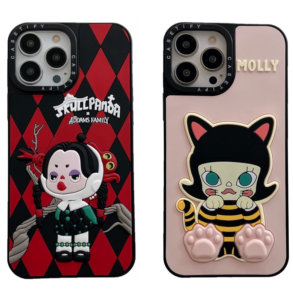 Pop Mart 公仔 Molly Skull Panda x Addams Family Casetify 手機殼適用