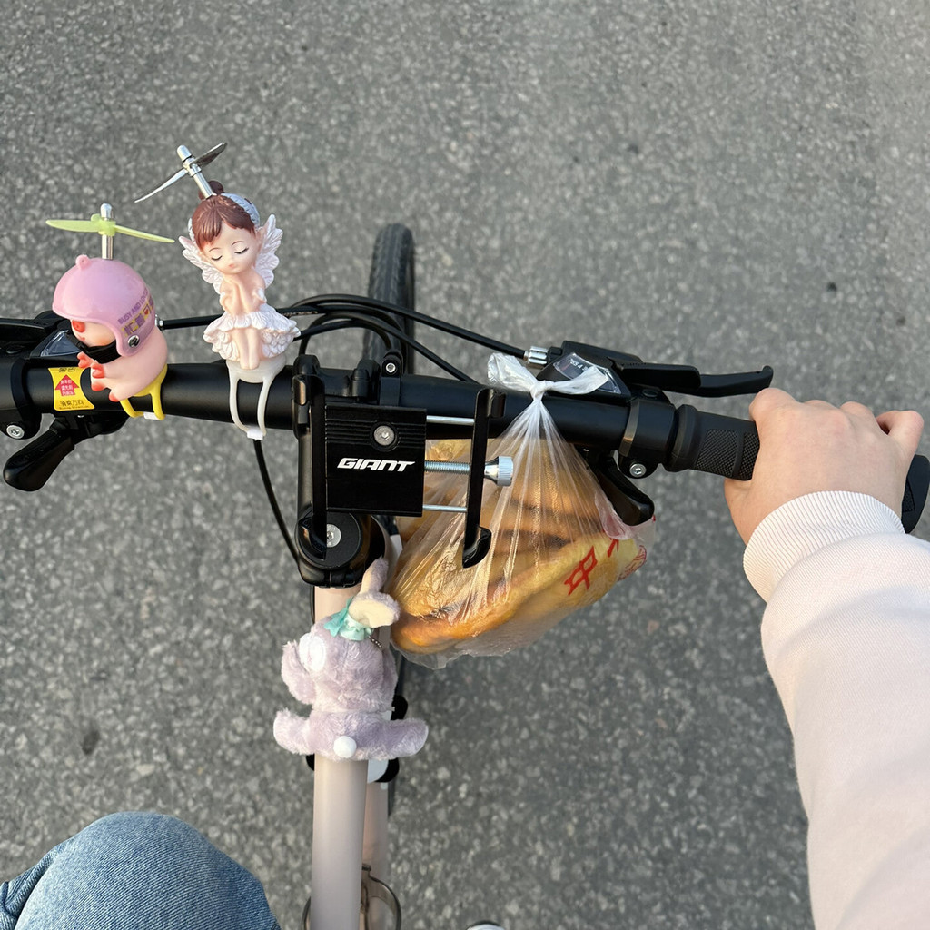 熱賣#網紅小豬公路車騎行裝飾車載擺件電動摩託車自行車風車裝飾品5jj