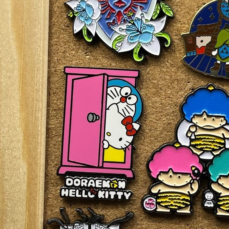 哆啦A夢kitty貓胸針 日本卡通金屬書包裝飾徽章pins