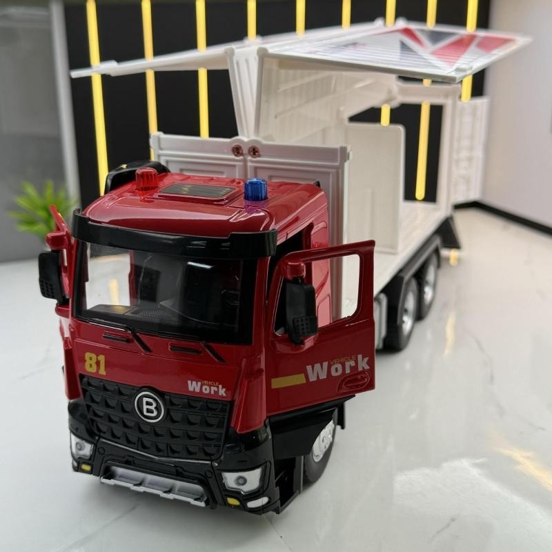 汽車模型 1:18 模型車 貨車模型 帶聲光 慣性車 合金車 兒童玩具車 發財車模型 兒童禮物 大貨車
