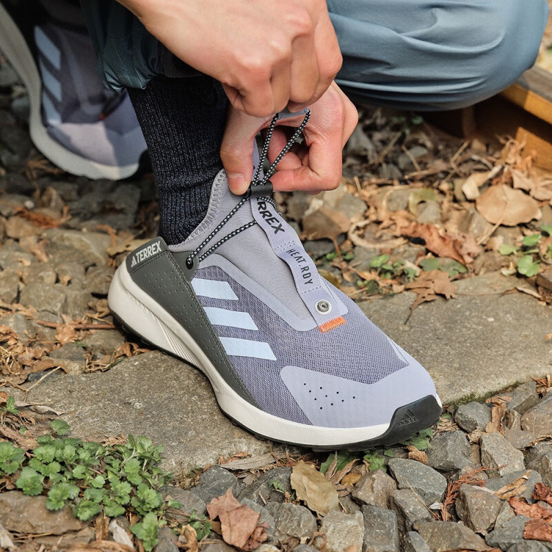 【現貨速發】adidas VOYAGER 21戶外舒適一腳蹬運動鞋  TERREX 灰藍色/黑色/淡藍色 42(260m
