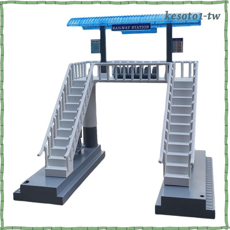 [KesotoaaTW] 1:8 兒童玩具建築模型仿真火車站,用於西洋鏡風景火車軌道裝飾