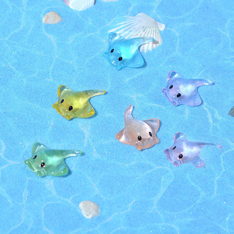 新款迷你可愛魔鬼魚 微景觀樹脂透明小擺件 水族館魚缸裝飾小配件