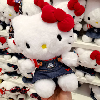 【臺灣出貨】免運miniso名創優品HelloKitty經典毛絨坐姿公仔凱蒂貓可愛蘋果抱枕