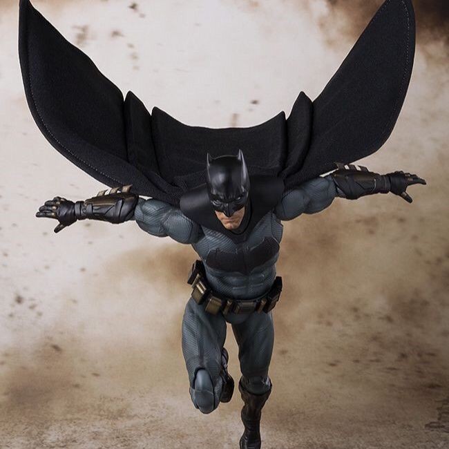 SHF 蝙蝠俠 暗夜騎士 正義聯盟 BatMan 可動人偶可動禮品禮物 ETGM