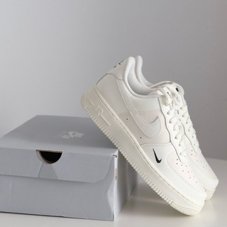 [LCW] 現貨 NIKE AIR FORCE 1 刺繡 AF1 奶油白 小勾 HF1058-133
