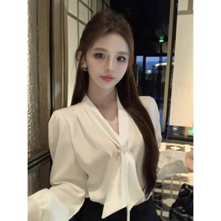 💖臺灣出貨💖職業風氣質系帶上衣 長袖襯衫 ol上衣 法式小香風設計感白色襯衫 秋季v領領帶氣質長袖襯衣 修身顯瘦上衣