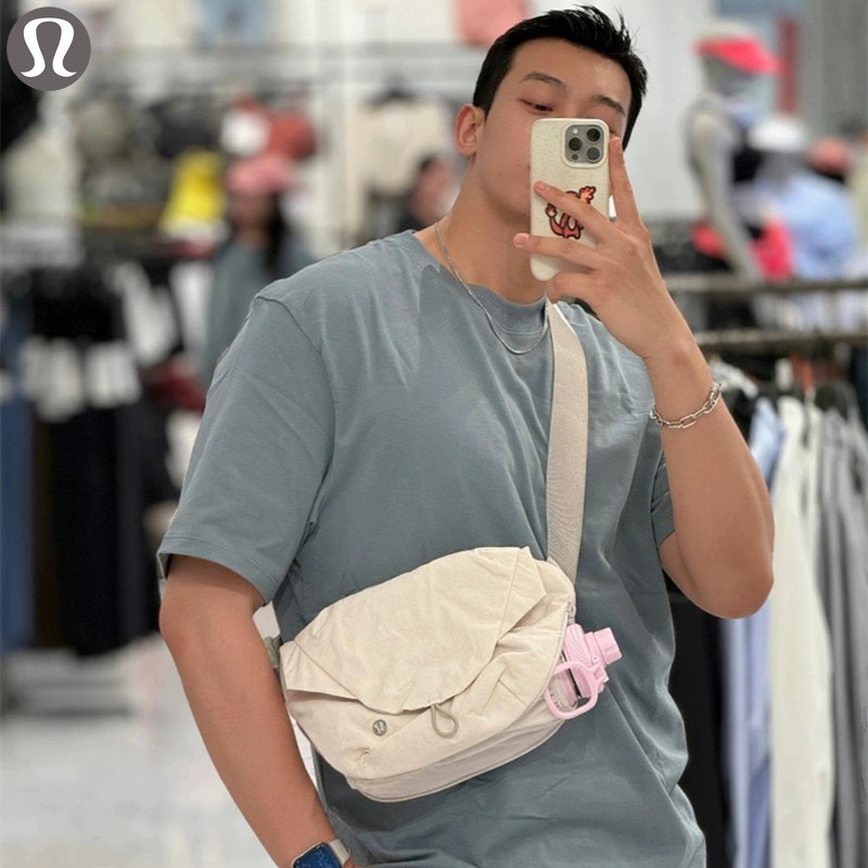 Lululemon弧形磁包女新款休閒運動斜挎包男女健身腰包胸包女