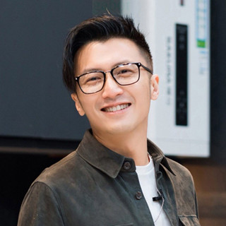 明星同款鏡框斯文膠框眼鏡穿搭造型配戴眼鏡