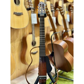 Yamaha SLG200N 靜音吉他