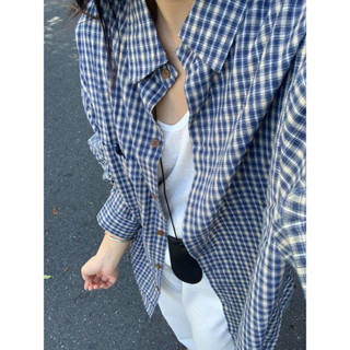 Lisagia🌸設計感藍色格紋防曬襯衫外套女 ins潮寬鬆中長款上衣 韓系休閒顯瘦女生襯衣 百搭學院風長袖襯衫 女裝