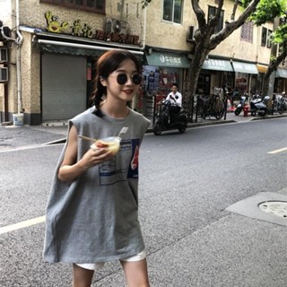 大尺碼女裝 韓系穿搭 無袖背心 中長款T恤 寬鬆顯瘦 後背開叉 夏季薄款 柔軟舒適