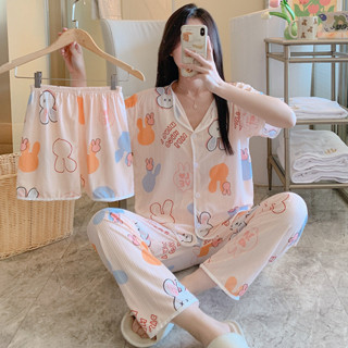套裝衣服清新甜美韓國睡衣大碼家居服居家服日系可愛大尺碼春夏季短袖短褲+長褲三件套睡衣女開衫牛奶絲坑條寬鬆套裝