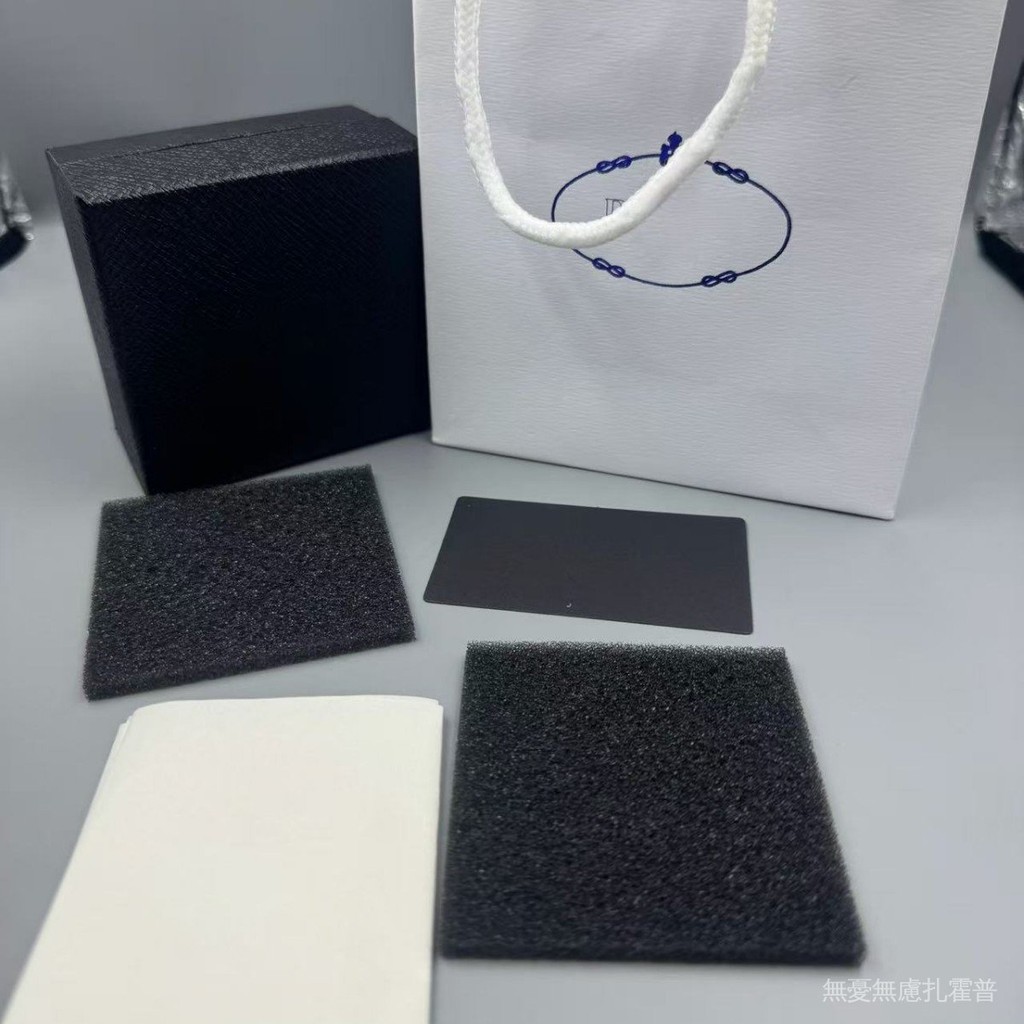 【🚗台灣出貨🚗】普拉傢首飾收納盒普傢項鏈戒指耳釘手鏈1比1專櫃手鐲通用飾品禮盒