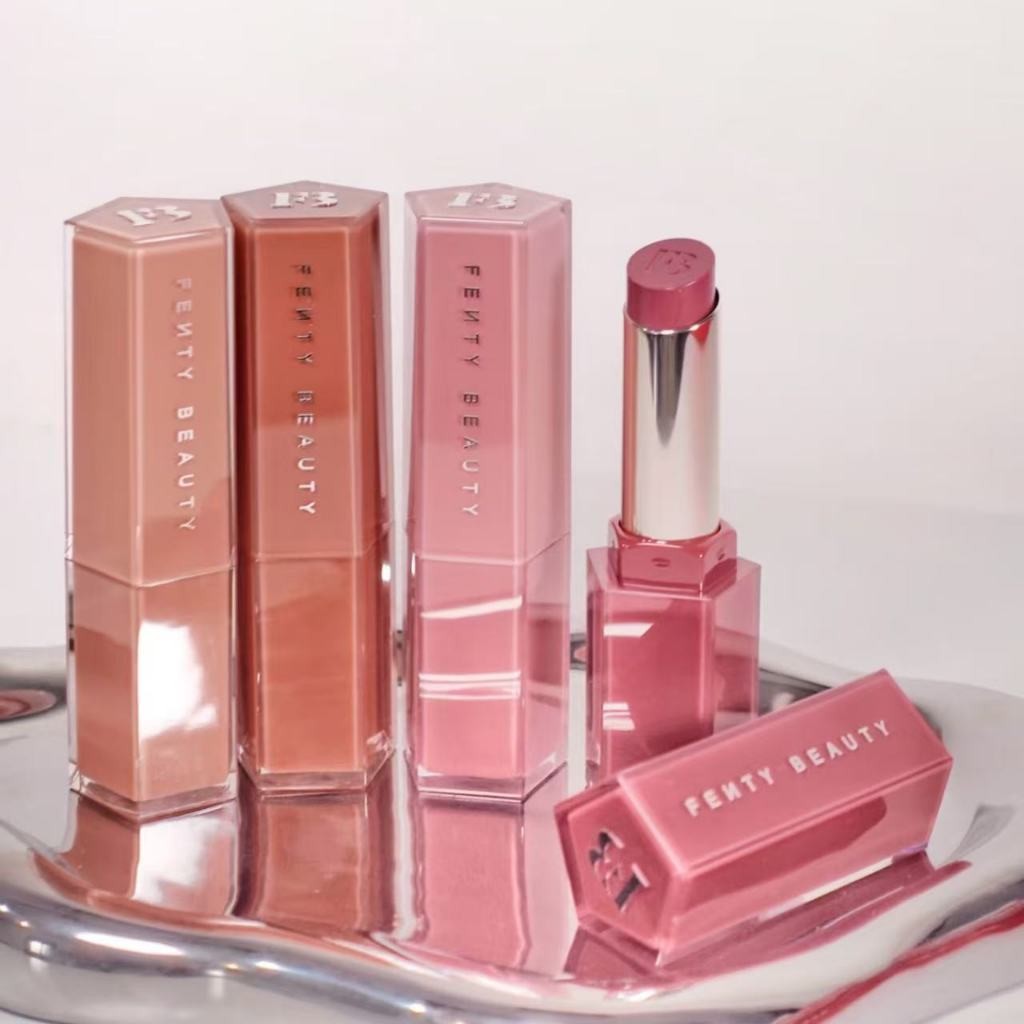 在台現貨🍓附提袋 Fenty Beauty Gloss Bomb 潤唇膏3.6g 唇蜜 口紅 Plumper 唇霜