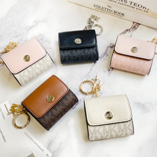 Michael kors Mk 經典 滿版 鐵牌Logo 小零錢包 Airpods包 正品 現貨