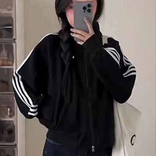 愛依依 棒球外套 夾克外套 外套 棒球服 S-2XL新款立領美式衛衣復古短款外套三條拉鍊運動針織開衫上衣-1267.