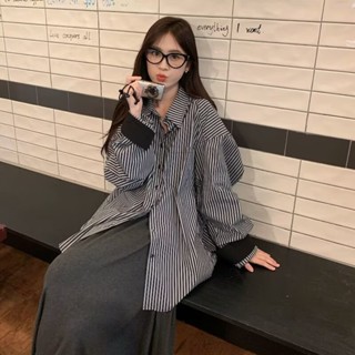 寬鬆慵懶風休閒條紋口袋襯衫女秋季2024新款廓型拼接撞色長袖上衣