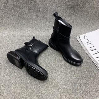 shoes鞋魔【臺灣出貨】出口歐美訂單 外貿真皮女鞋 氣墊底 圓頭側拉鍊 皮帶扣 軟皮軟底 時尚馬丁靴 英倫風皮革短靴F