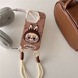 適用iPhone16 Pro max/15 Pro max 刺繡毛絨手機殼 蘋果13/14 Pro 拉布布腕帶防摔保護套