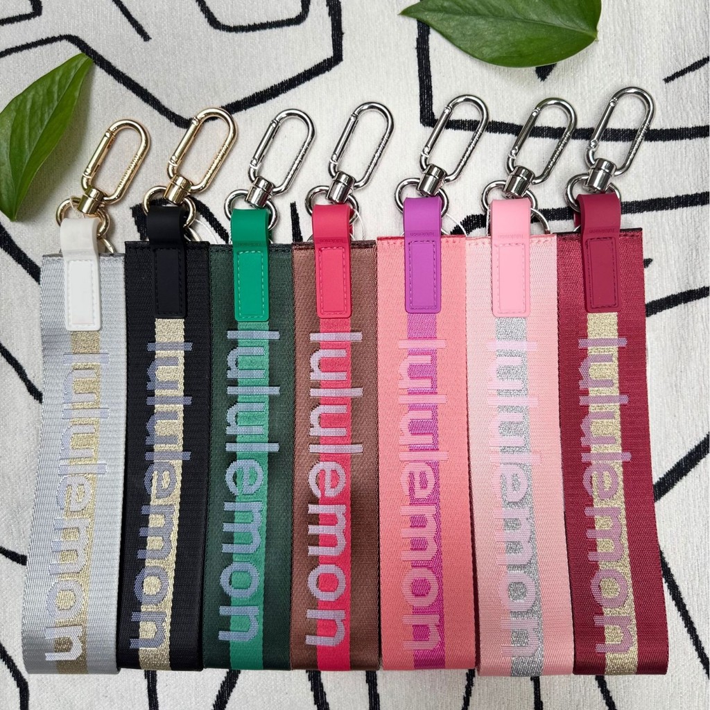 Lululemon Ready Stock 新款lulu高品質鑰匙扣跨境掛繩掛飾各種包包服飾吊飾