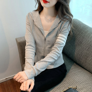 【HOSS】灰色連帽外套女 短版上衣 春秋冬季女裝 韓版運動休閑衛衣 修身 長袖女 拉鏈 開衫上衣 衣服