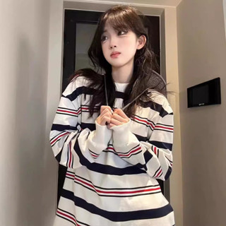 長袖大學T女生 薄款 大尺碼女裝 秋季打底衫 韓系穿搭 大尺碼女裝 可外穿 圓領上衣 寬鬆大尺碼 復古條紋印花 中長款