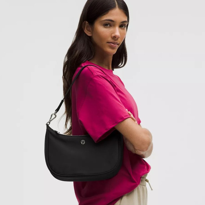 【Z-ONE】加拿大運動第一品牌  現貨 LULULEMON City Essentials 小號單肩包3L