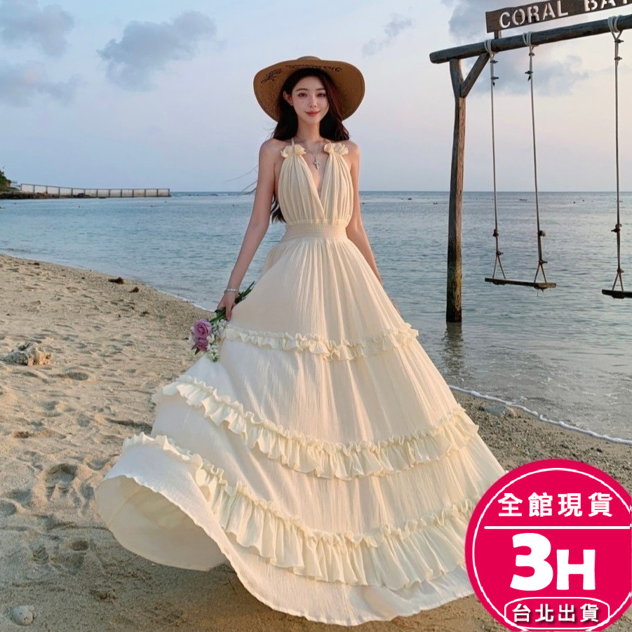 【梨卡】隔日到貨 女裝 洋裝 長裙 V領洋裝 掛脖洋裝 蛋糕長裙 夏季長裙 高級感長裙 海邊洋裝C6668【現貨24H】