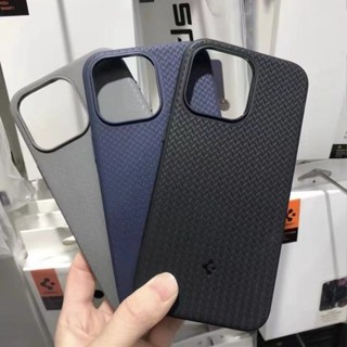 Spigen輪胎紋軟殼 iPhone16 pro Max手機殼 蘋果16 plus 磁吸無線充 16 Pro 防摔保護套