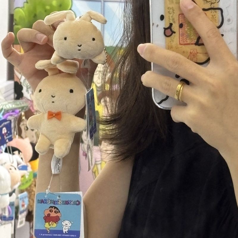   妮妮出氣兔 妮妮的兔子 正版蠟筆小新周邊妮妮兔子吊飾公仔玩偶毛絨玩具送女生日禮物