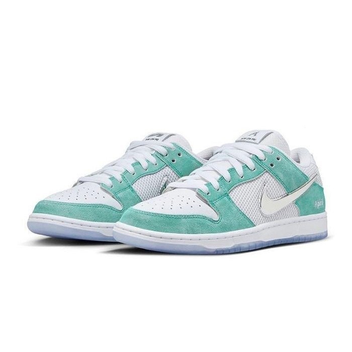 特價四月滑闆 X DUNK SB LOW FD2562-400