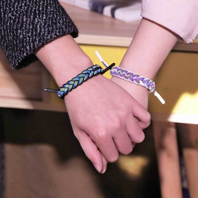 蝦皮我最便宜🔥小獅子全息反光愛心情侶款一對變色男女手工編織手繩鞋帶手鏈禮物