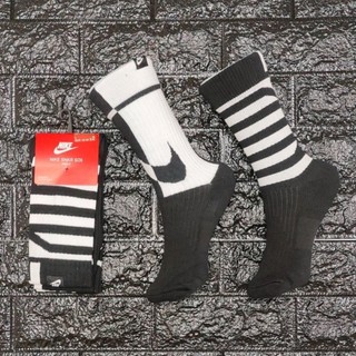 (Goddamn潮玩Store).正品Nike SNKR Sox 黑白鴛鴦塗鴉 舒適 緩震 長襪 (2入)