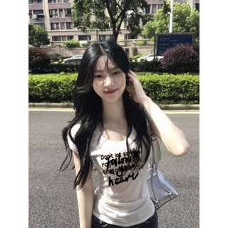 美式辣妹緊身字母白色正肩短袖T恤女2025新款甜酷顯瘦掐腰U領上衣 Pearl Girl