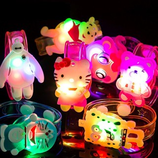 『臺現』100%正品✨ 1 件裝 Led 發光腕帶卡通可愛 Led 燈帶水晶透明花卉錶帶手鍊拍手環玩具禮物