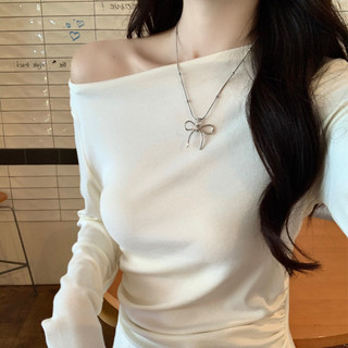 實價實拍#杏色不規則一字肩長袖T恤女秋季打底衫短款一字領上衣