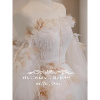 🔥臺灣出貨 木棉花輕婚紗2025新款訂婚禮服裙出門紗小個子一字肩高級小眾晨袍女新娘 禮服 禮服女 禮服洋裝 成人禮