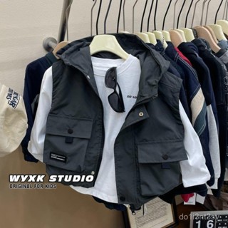 大減價📣男童秋裝馬甲2023新款兒童工裝背心馬夾外套男孩坎肩秋季上衣連帽 WKKH