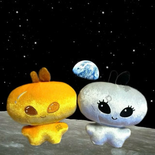 臺灣限定！原創設計超萌金銀蘋果外星人毛絨玩具，金蘋果掛件款，可愛爆棚，獨特到犯規！臺灣匠心打造！原創設計金銀蘋果外星人毛