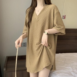 [lucky女裝]夏季新款大碼短袖T恤女裝2-300斤中長款寬鬆慵懶風V領純色上衣潮