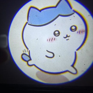 臺灣出貨 💥chiikawa 動態投影燈 吉伊卡哇 小八 烏薩奇 投影燈 電動車 汽車迎賓燈 創意 動態 戶外